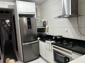 Casa · 60m² · 3 Quartos · 2 Vagas · Casa à venda em Bela Vista - Palhoça: 3 Dorms, 1 Suíte.