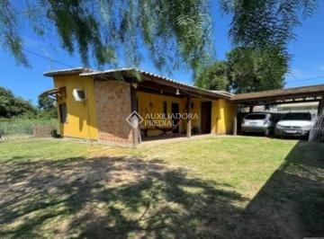 Casa · 95m² · 3 Quartos · Casa com terreno de 345m2 e 3 dorm. próximo a Lagoa
