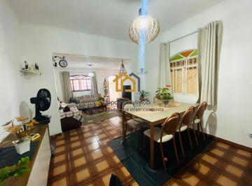 Casa · 184m² · 3 Quartos · 2 Vagas · Casa à Venda em Osasco, 184m², 3 Dormitórios, 2 Vagas, Ambientes Amplos e Ótima Localização
