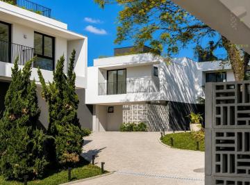 5957416530.jpg · Sobrado