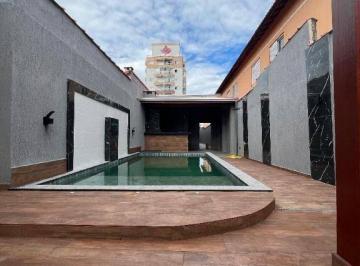 df9f61e08daf2ff9e6c2a2945a28786bd0272e5a · Belíssima Casa Térrea com Piscina 2 quartos à venda Por  R$ 885.000 Aviação Praia Grande/SP.