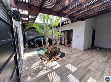 Casa · 155m² · 3 Quartos · 3 Vagas · Casa no União