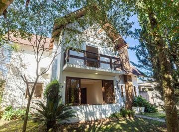Casa · 421m² · 4 Quartos · 4 Vagas · CASA GOSTOSA EM CONDOMINIO FECHADO, UM LUGAR ESPEC