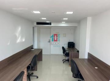 471461.jpg · Sala Recreio dos Bandeirantes