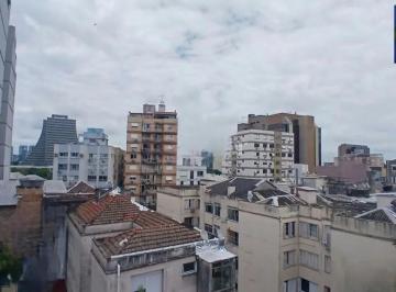 Apartamento · 49m² · 1 Quarto · Apartamento de um quarto no Centro de Porto Alegre