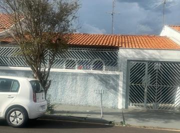 Casa · 131m² · 3 Quartos · 1 Vaga · Casa à Venda em Vila Brasília, São Carlos: 3 Dorms, 131m², R$295mil