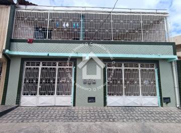 Casa duplex para vender com 6 quartos sendo 2 suítes e quintal no Bairro 18 do Forte em Aracaju · Casa duplex para vender com 6 quartos sendo 2 suítes e quintal no Bairro 18 do Forte em Aracaju