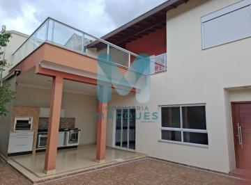 Casa · 300m² · 3 Quartos · 3 Vagas · Sobrado em Vila Resende, Caçapava/SP de 300m² 3 quartos à venda por R$ 950.000,00
