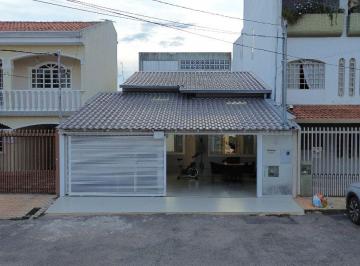 Casa de 3 quartos, Brasília · Casa Guará 2 reformada 3 quartos QE 26 com churrasqueira gourmet lote 120 m
