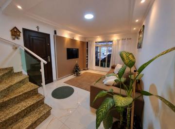 Casa de 3 quartos, São Paulo · Sobrado com 3 dormitórios (1 suíte), 2 vagas e ótima distribuição no Butantã.