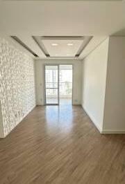 Apartamento · 68m² · 2 Quartos · 1 Vaga · Apto super charmoso, próximo ao metrô. Entrar e morar !!
