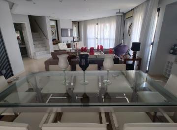 whatsapp-image-2024-03-02-at-11-27-52-21709756075738.jpeg · Cobertura Duplex à venda, com 5 dormitórios, sendo 3 suítes, sendo 1 master com closet, 360m² de áre