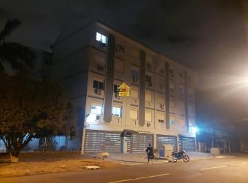 35708587_g.jpg · 
                                Apartamento Mobiliado, com sacada e churrasqueira
                 