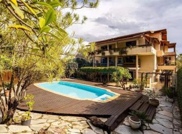 Casa · 650m² · 5 Quartos · 4 Vagas · Casa de Alto Padrão para Alugar no Lago Sul com 5 Suítes e Lazer