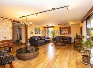 Casa · 650m² · 5 Quartos · 4 Vagas · Casa de Alto Padrão para Alugar no Lago Sul com 5 Suítes e Lazer