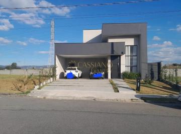 Casa · 372m² · 3 Quartos · 2 Vagas · Casa à venda de 185m² | 03 Suítes, 05 banheiros e 02 vagas de garagem | Condomínio Bella Vitta Camin
