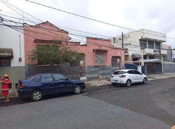 Casa · 162m² · 2 Quartos · CASA TERREA COM 2 QUARTOS - CENTRO