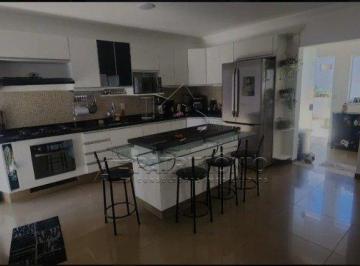 Casa · 280m² · 3 Quartos · CASA ASSOBRADADA 3 DORMITORIOS - PROXIMO AO PARQUE 3 MENINOS