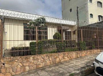 Casa · 385m² · 4 Quartos · CASA TERREA COM 4 QUARTOS SENDO 1 SUITE - TRUJILO