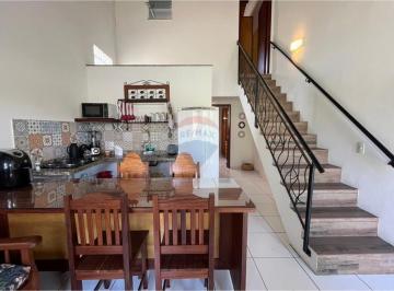 Casa · 76m² · 2 Quartos · 1 Vaga · Casa para locação anual ao lado da Lagoa de Geribá, Armação dos Búzios.