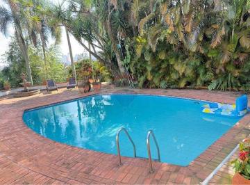 Casa · 809m² · 4 Quartos · 10 Vagas · Casa Térrea de Alto Padrão no Jardim Morumbi: Conforto, Lazer e Privacidade