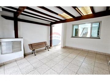 Casa · 90m² · 2 Quartos · Sobrado no Brooklin com 90 metros - Rua Tranquila e próxima do comercio