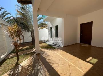 NULL · Casa residencial 4 quartos sendo 2 suítes disponível para locação e venda no bairro Jardim Karaíba e