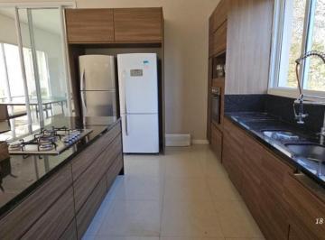 IMG_20260608_105206_000.jpeg · Confortável casa para venda em Ivoturucaia com 9 quartos, sendo 9 suítes, 2,500m² - remaxfront#ST0X1