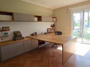 IMG_20260608_025152_000.jpeg · Elegante casa para venda em Ivoturucaia com 9 quartos, sendo 9 suítes, 2,500m² - remaxfront#ST0X1