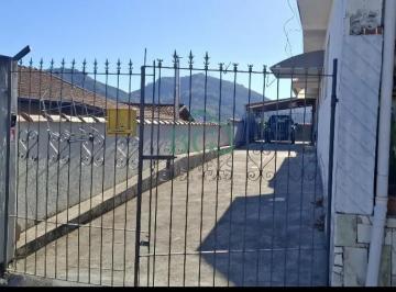 FRENTE DA CASA · Ótima oportunidade de investimento á venda no bairro Jardim Country Club em Poços de Caldas MG.