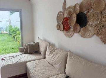 Comercial · 250m² · 3 Quartos · 2 Vagas · Casa terrea à venda na região Comercial da vila Oliveira | Mogi