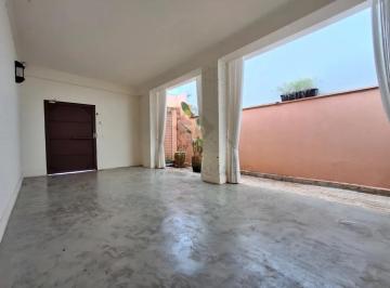 Comercial · 385m² · Casa comercial para alugar com 216,94m² de área construída, 03 salas (sendo 01 com banheiro), quinta