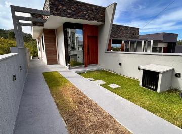 Casa · 58m² · 2 Quartos · 1 Vaga · Casa à venda no bairro Forquilhas - São José/SC