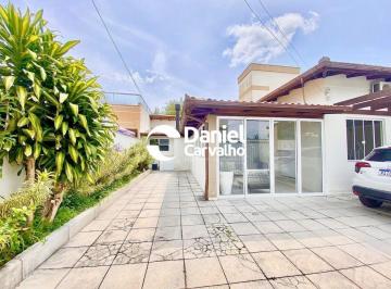 Casa · 120m² · 3 Quartos · 3 Vagas · Casa à venda na Praia de Palmas em Governador Celso Ramos/ SC
