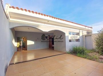 Casa · 195m² · 4 Quartos · 3 Vagas · Casa no Alto da Boa Vista com 4 suítes e 195,16 m² de construção