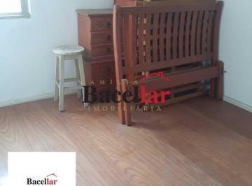 Apartamento · 80m² · 2 Quartos · Oportunidade: Apartamento 2 quartos para venda colado metrô.