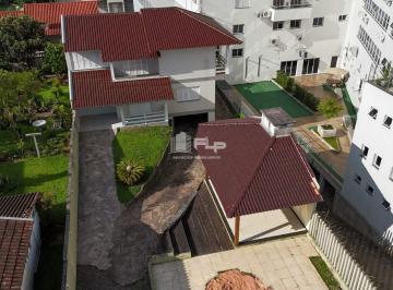 Casa · 271m² · 2 Vagas · CASA AMPLA NO CENTRO DE BOM PRINCÍPIO