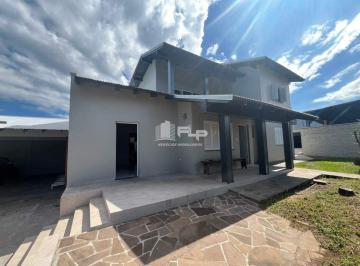 Casa · 177m² · 4 Vagas · CASA AMPLA PRÓXIMA DO CENTRO DE FELIZ