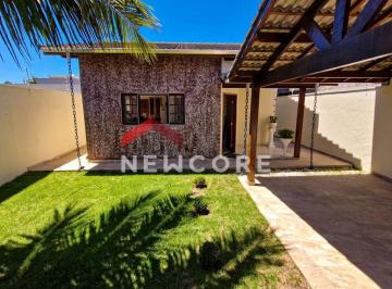 Casa · 135m² · 3 Quartos · 2 Vagas · Casa em  Avenida Manoel Avelino dos Santos - Praia das Palmeiras - Caraguatatuba/SP