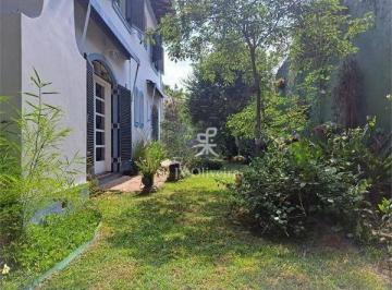 2bc4d8b15e2ced30a61bdfca7f57785558bf284f · Casa com 4 Quartos à venda, 230 m² por R$ 2.000.000 - Butantã - São Paulo/SP