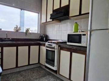 b500885656f3939eeda17a75e380a051efd8d138 · Casa com 3 quartos,1 suíte e  4 vagas à venda, 239 m² por R$ 698.000 - Vila Guaraciaba - Santo André