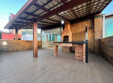 cglryus2odhjzmniytayzdg2_md · Cobertura com 180m² em prédio com elevador no Caiçara! 04 quartos e 03 vagas!