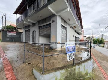 yogmjw2otdiyjjknja1mmuz_md · Loja de esquina no Caiçara com 40m², banheiro e mezanino!
