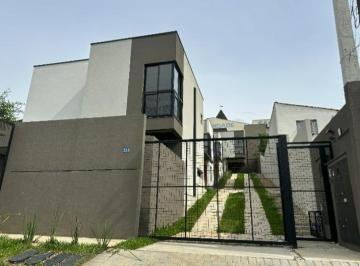 Casa · 134m² · 3 Quartos · Casa à venda - em Santa Cândida