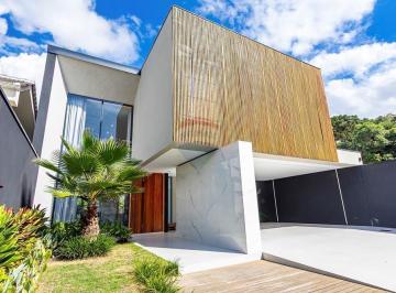 Casa · 389m² · 3 Quartos · 6 Vagas · Casa à venda com 3 quartos,sendo 3 suítes, piscina, adega,espaço gourmet, 389 m² área útil, R$ 4.406