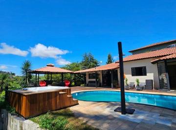 fd1d8cf9d8acbd90da950c0dc2304e713d8070f0 · Casa com 3 dormitórios à venda por R$ 2.500.000,00 - Centro - Igaratá/SP