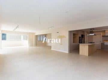 Apartamento de 4 quartos, Curitiba · Apartamento Reformado no Batel
