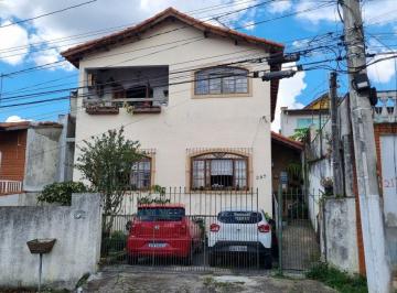 Casa de 6 quartos, Embu das Artes · Duas casas 5x25 e uma casa na parte superior em um terreno 10x25 em Embu das Artes