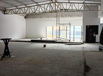 Comercial · 734m² · 8 Quartos · 4 Vagas · Ponto Comercial Exclusivo na Av. Conselheiro Aguiar – Boa Viagem!