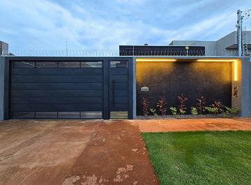 Casa de 3 quartos, Campo Grande · Maravilhoso imóvel moderno no Rita Vieira, em terreno inteiro, com projeto funcional